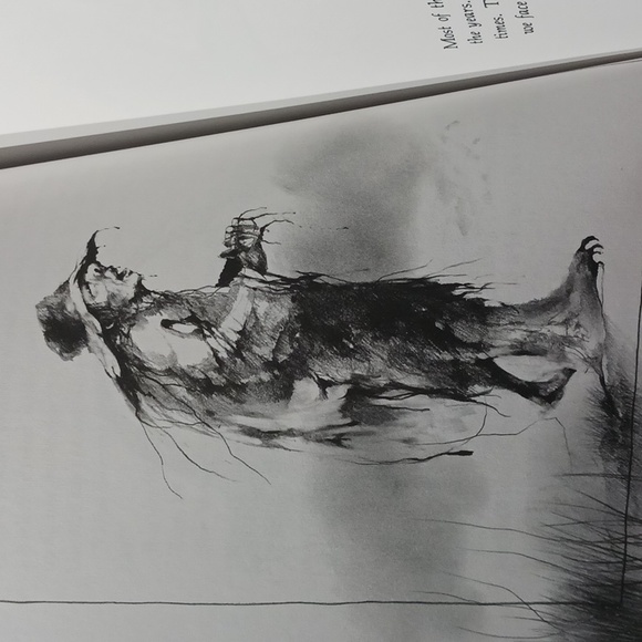 Scary Stories Treasury 1st edition - Picture 6 of 6